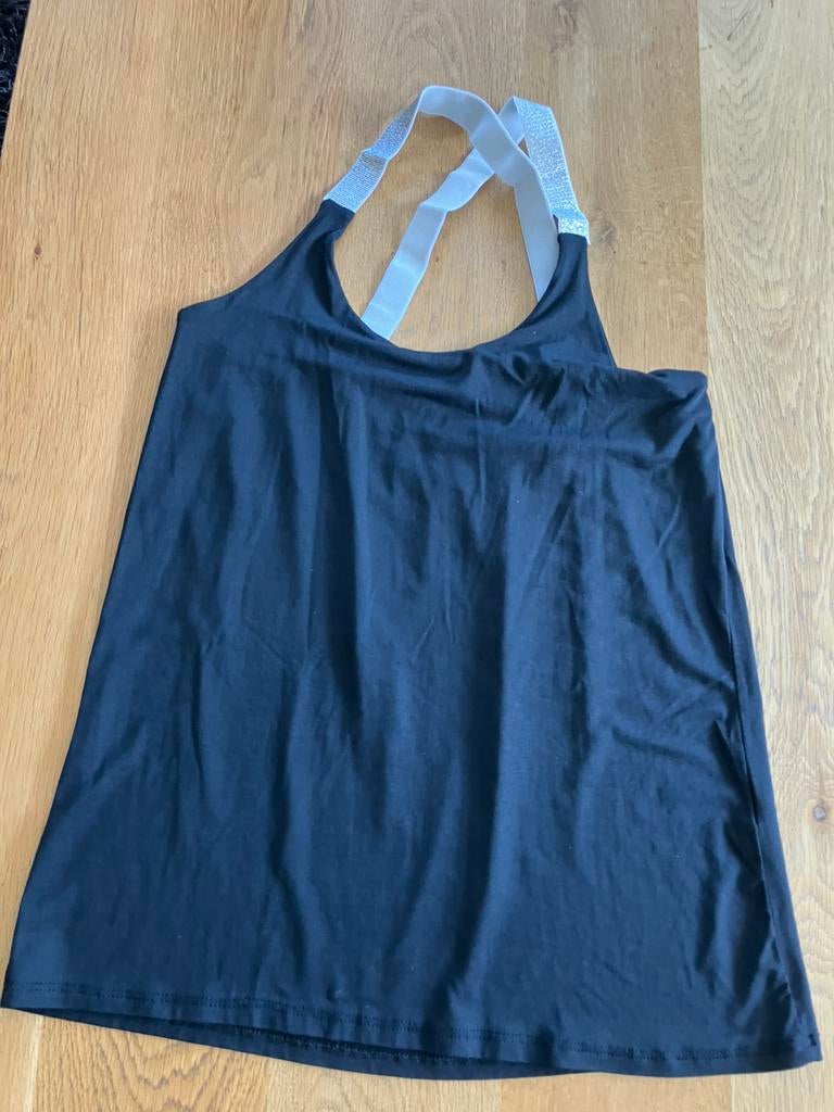 Z.g.a.n=zwart hemdje/topje glitter bandjes=M, Kleding | Dames, Tops, Maat 38/40 (M), Zwart, Ophalen of Verzenden, Zo goed als nieuw