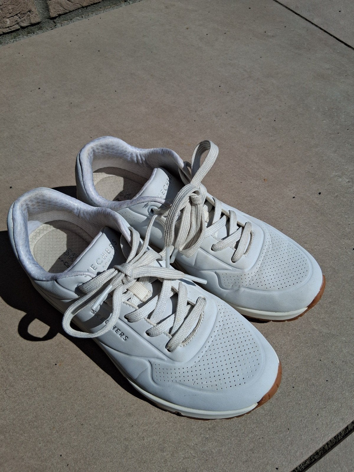 Sketchers sneaker wit maat 38, Kleding | Dames, Schoenen, Ophalen, Wit, Sketchers, Sneakers of Gympen