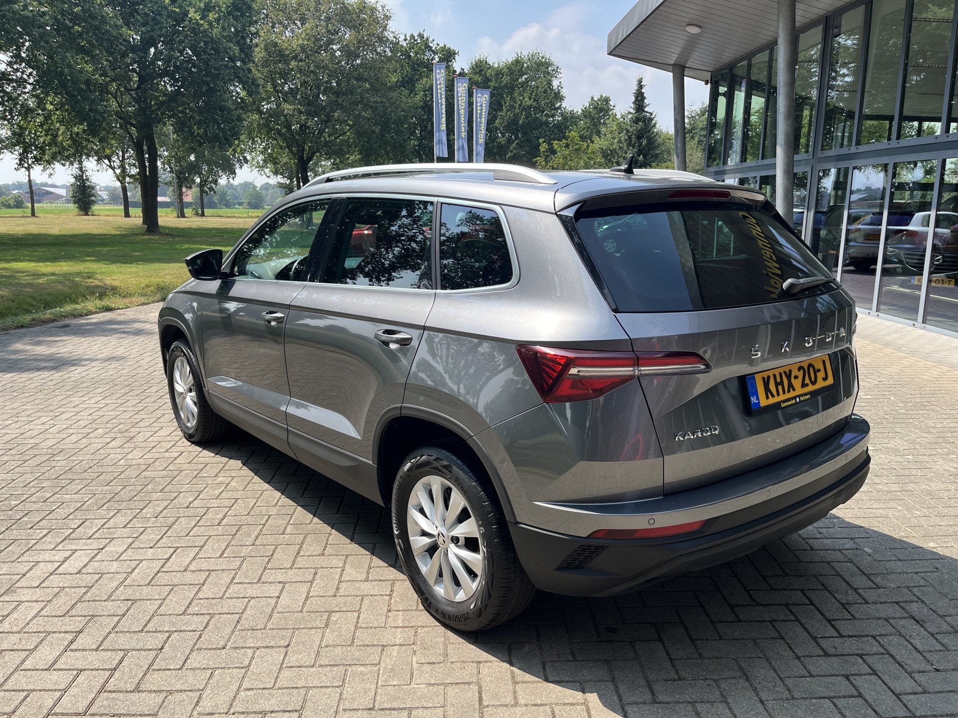 Skoda Karoq 1.5 TSI ACT Business Edition | CAM | CARPLAY | C, Auto's, Voorwielaandrijving, Euro 6, 4 cilinders, Karoq