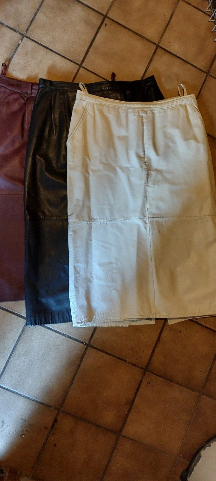 3 x lederen rok., Kleding | Dames, Rokken, Zo goed als nieuw, Ophalen, Maat 38/40 (M), Rood