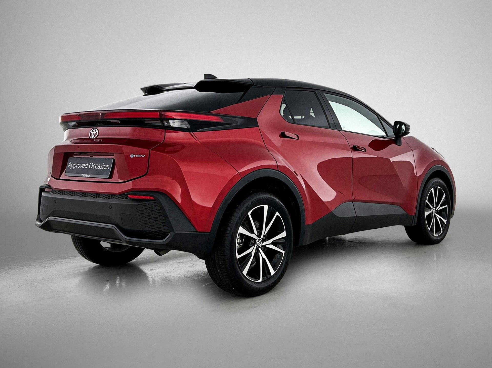 Toyota C-HR 1.8 Hybrid 140 First Edition + | BTW voertuig |, Auto's, 12 maanden, Stof, 4 cilinders, 122 pk