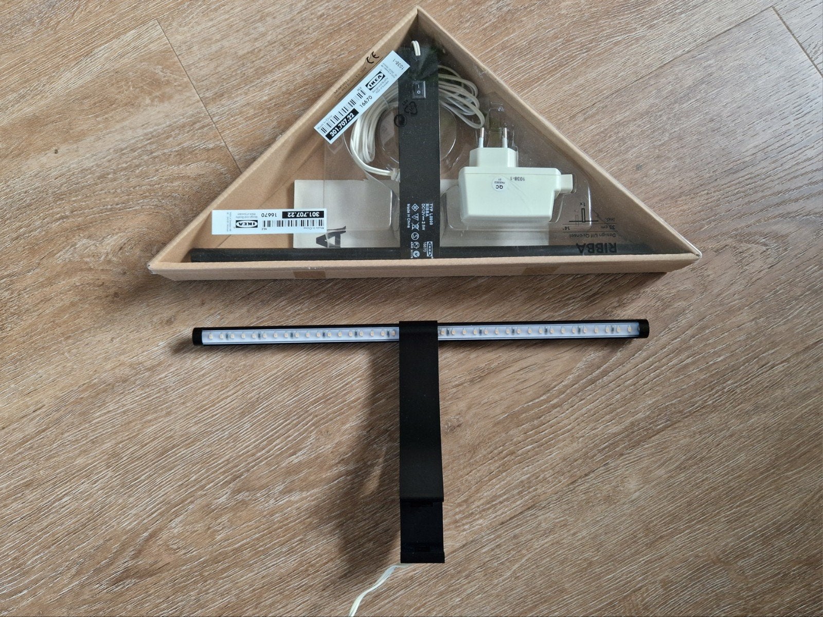 2x IKEA RIBBA LED-verlichting voor schilderijen, Met schakelaar, Zwart, Nieuw, Ophalen of Verzenden