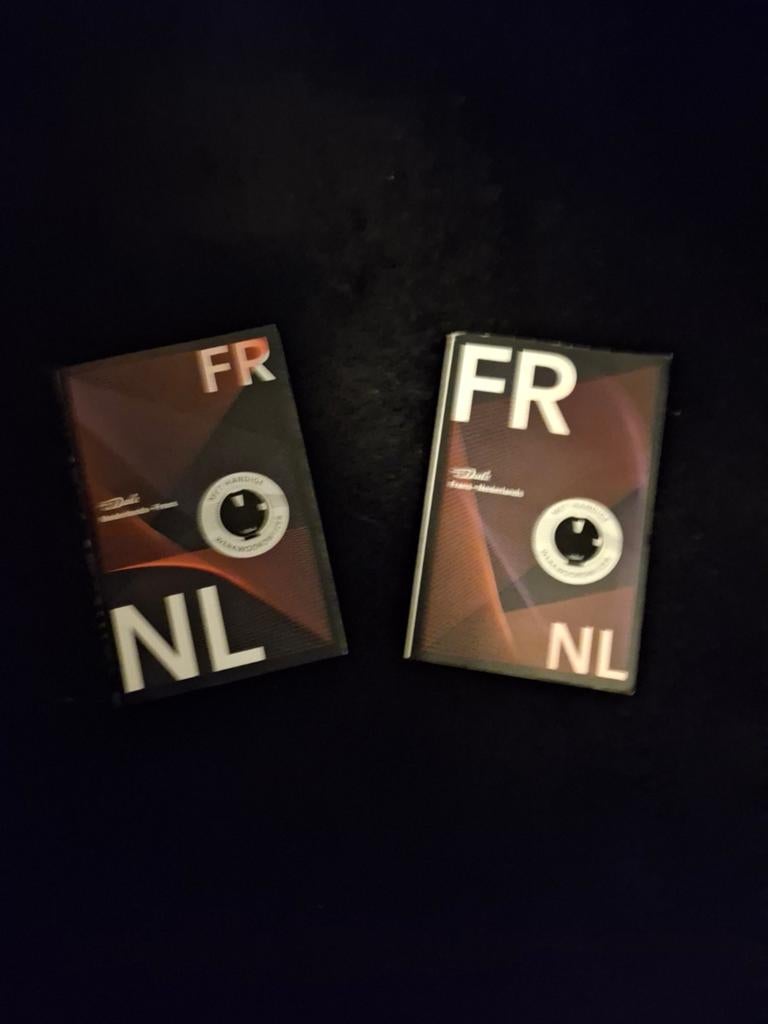 Woordenboeken NL-FR en FR-NL, Ophalen of Verzenden, Zo goed als nieuw