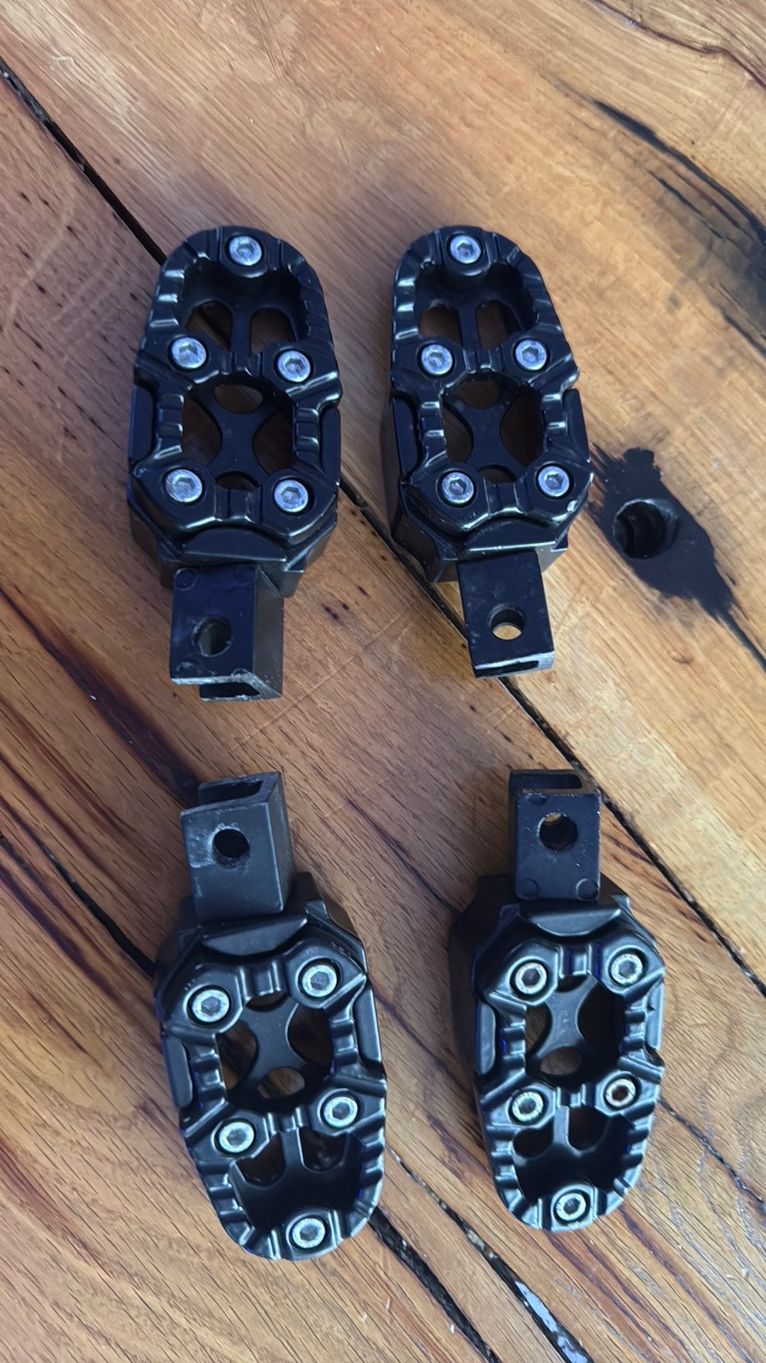 Bmw r1200rt compatible foot rests, Motoren, Onderdelen | BMW, Ophalen