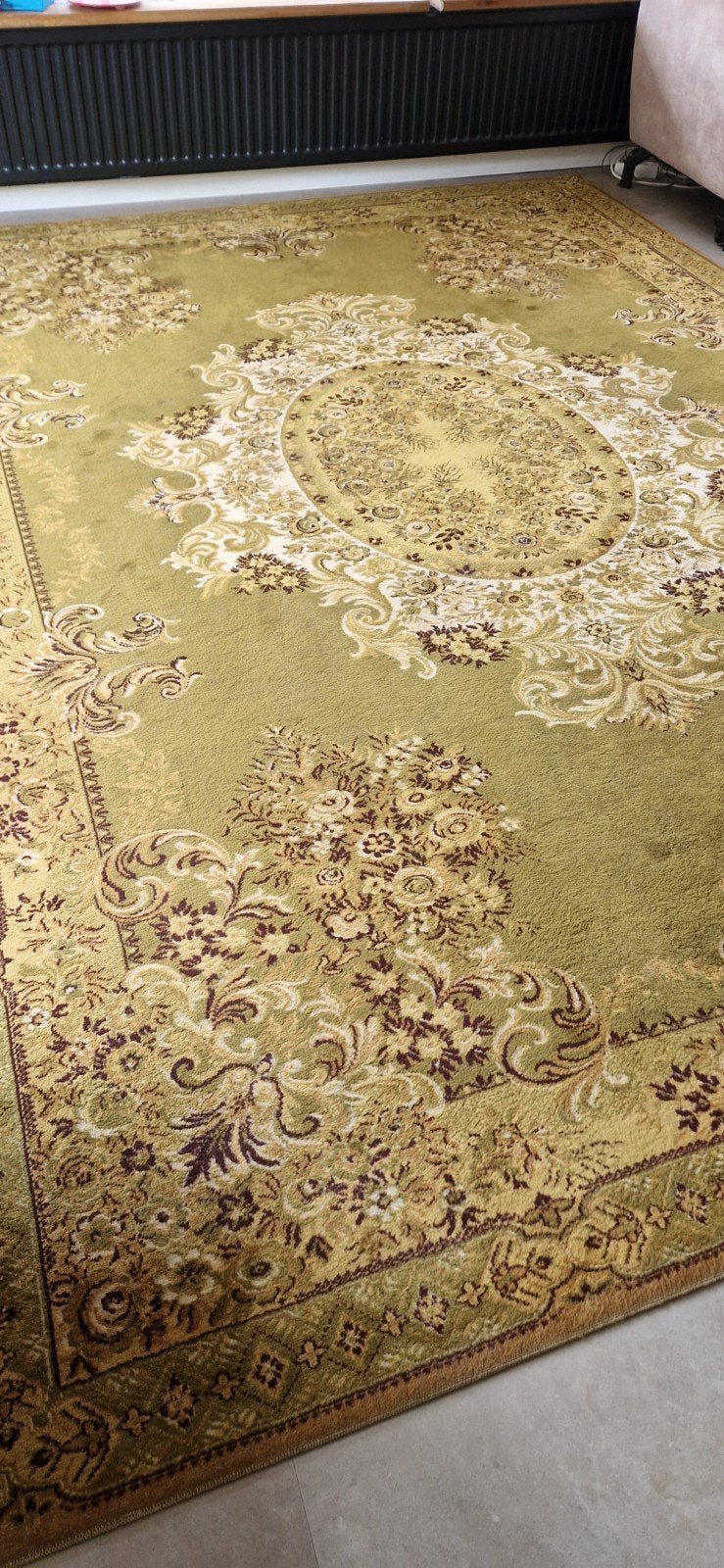 Foto 3 van Prachtig vintage vloerkleed - Groen met Klassiek Patroon