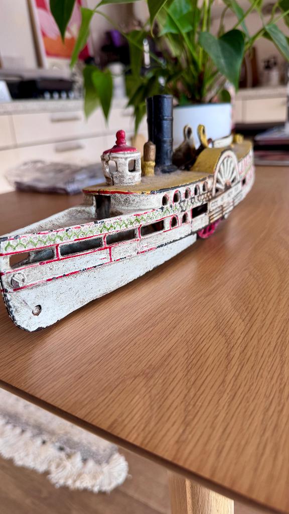 Antiek Gietijzer Rivierboat City of New York Dent Hardware, Antiek en Kunst, Antiek | Speelgoed, Ophalen of Verzenden