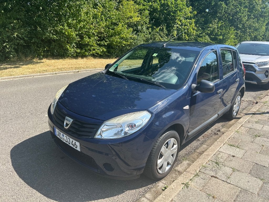 Sandero 1.5 DCi technisch 100% ok met Duits kenteken, Auto's, Dacia, Voorwielaandrijving, Stof, 4 cilinders, Blauw