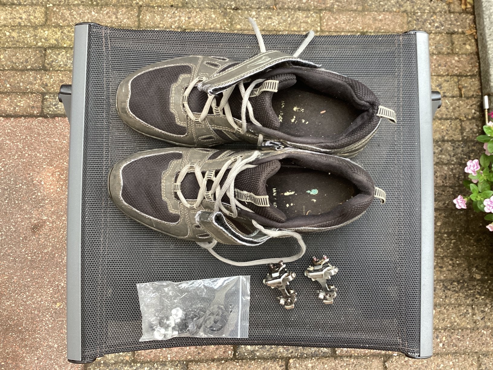 Gratis sportschoenen (mountainbike) maat 44, Ophalen, Gedragen, Sportschoenen, Zwart
