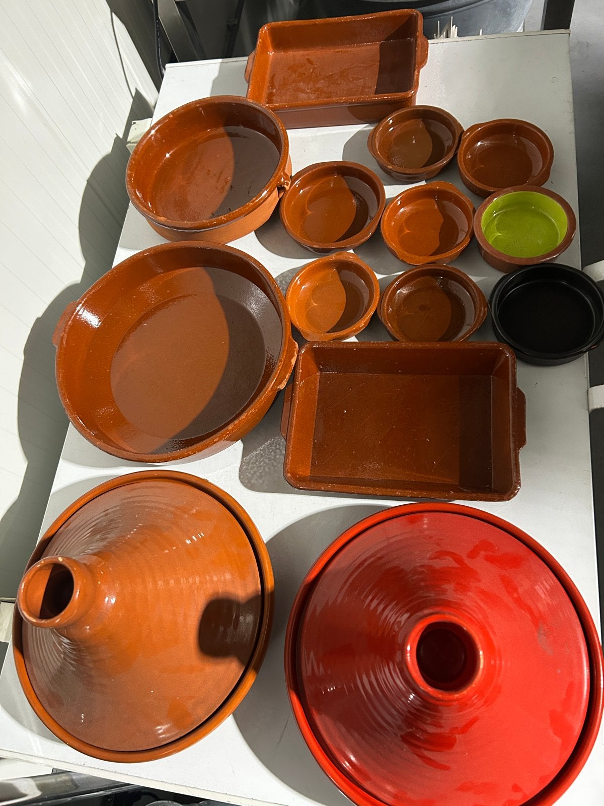 Grote partij terracotta aardewerk schalen en tajines, Ophalen, Steen/keramiek, Meerkleurig, Overige merken