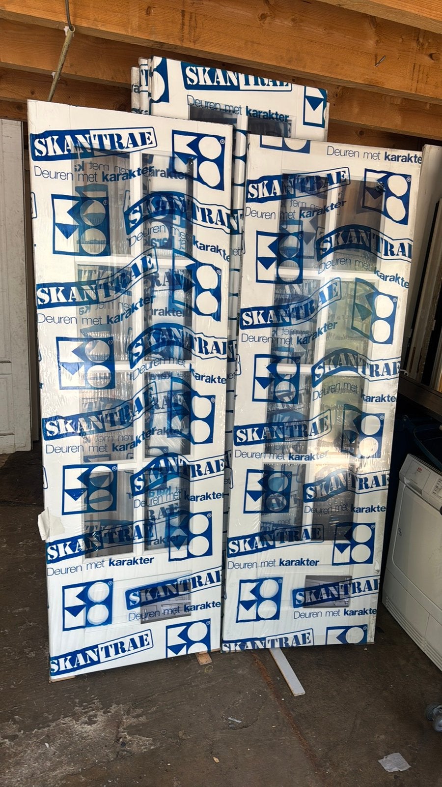 4x paneeldeur 63x211.5 cm blankfacet glas nr 452