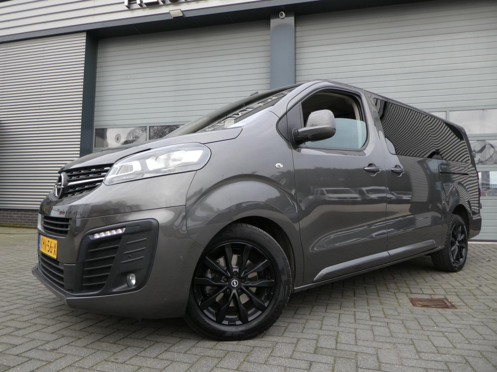 Opel Vivaro 2.0 CDTI L3H1 DC automaat navigatie 2 x schuifde, Gebruikt, Euro 6, 4 cilinders, Origineel Nederlands