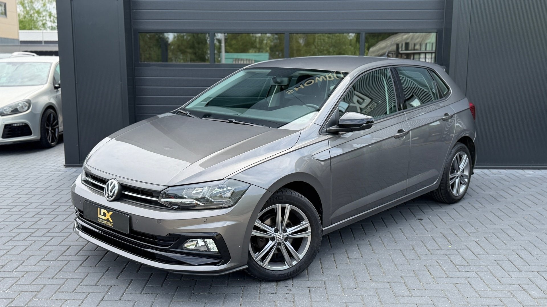 Volkswagen POLO 1.0 TSI Comfortline R-Line|Airco|PDC, Auto's, Gebruikt, Euro 6, 95 pk, Bedrijf