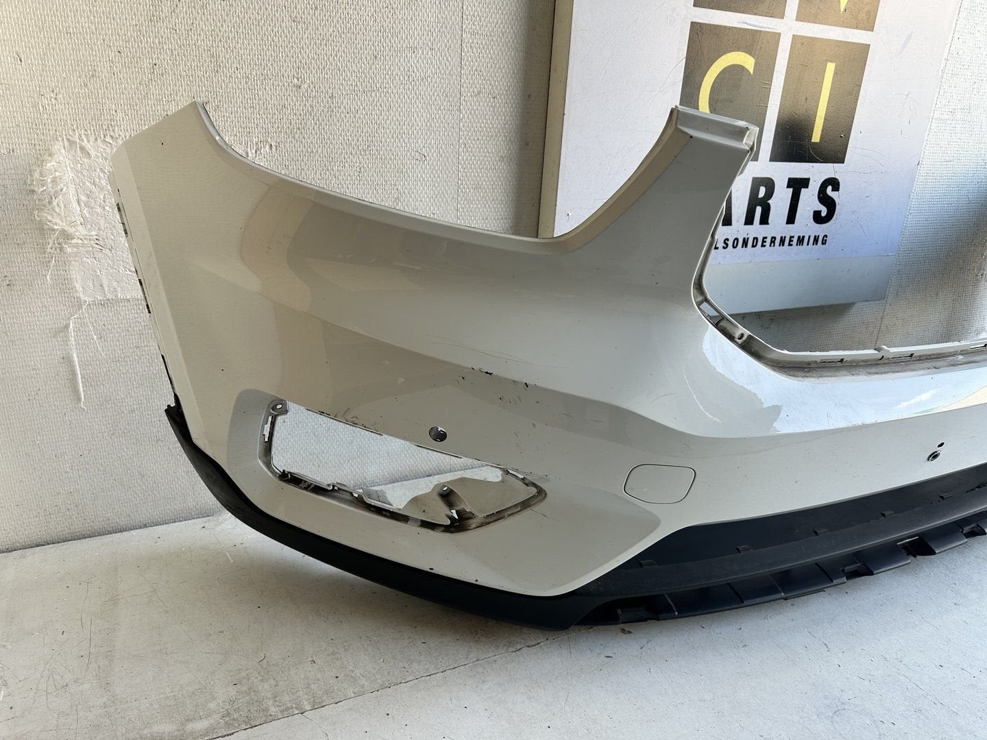 Volvo XC 40 xc40 voorbumper bumper origineel, Auto-onderdelen, Carrosserie en Plaatwerk, Gebruikt, -, Voor, -