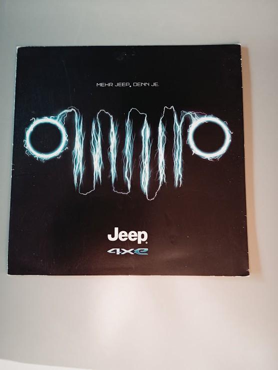 Jeep 4 x E Plug in hybrid 6 / 2020 8 pag. Duits, Verzenden, Zo goed als nieuw