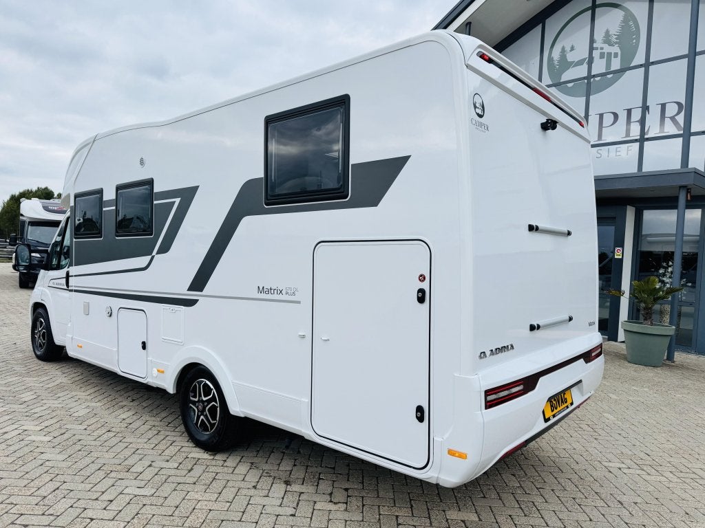 Foto 9 van Adria Matrix Plus 670 DL Automaat Lithium Airco Omvormer