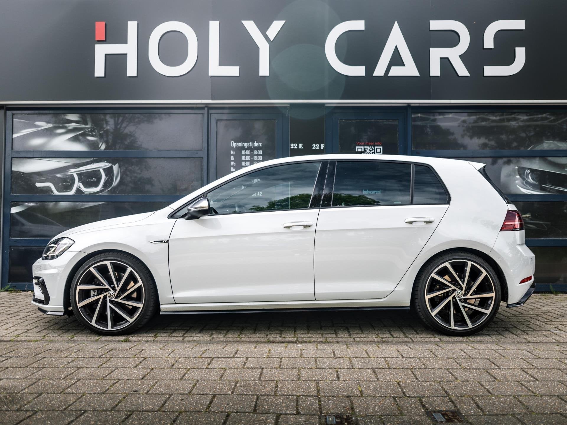 Volkswagen Golf 7.5 2.0 TSI 4Motion R | Pano | Virtual | Cam, Automaat, Gebruikt, Euro 6, 4 cilinders