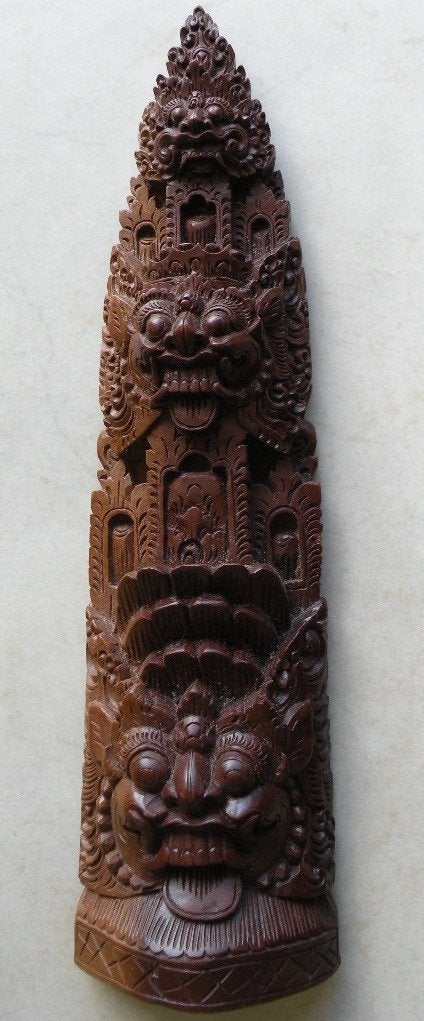 Tempelbeeld, Indonesisch  houtsnijwerk., Ophalen of Verzenden, Hout, 20 - 50 cm