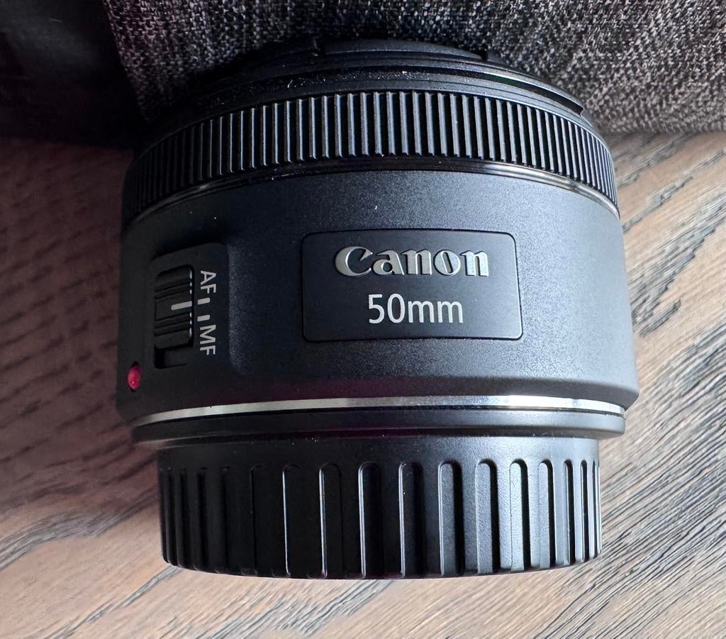 Canon EF 50mm lens, Ophalen, Zo goed als nieuw, Standaardlens