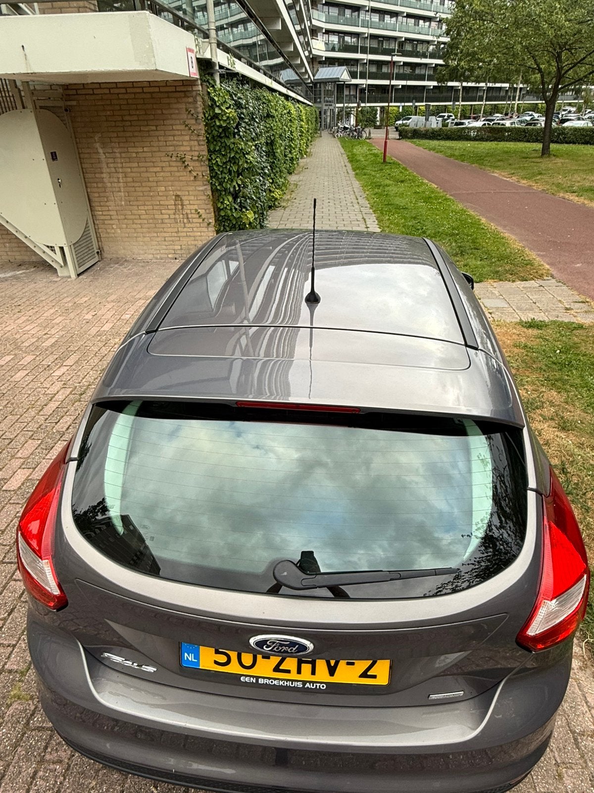 Foto 8 van Ford Focus 1.0 Ecoboost 74KW 5-D 2012 Bruin