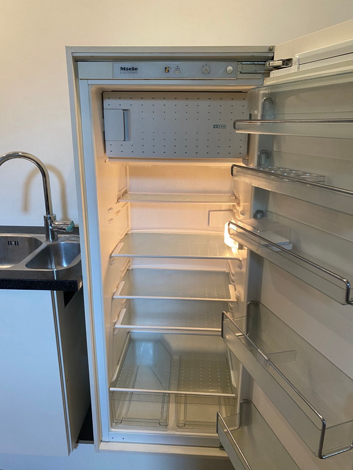 Miele inbouw koelkast met vriesvak 140cm, Witgoed en Apparatuur, Koelkasten en IJskasten, 120 tot 140 cm, 200 liter of meer, Ophalen of Verzenden