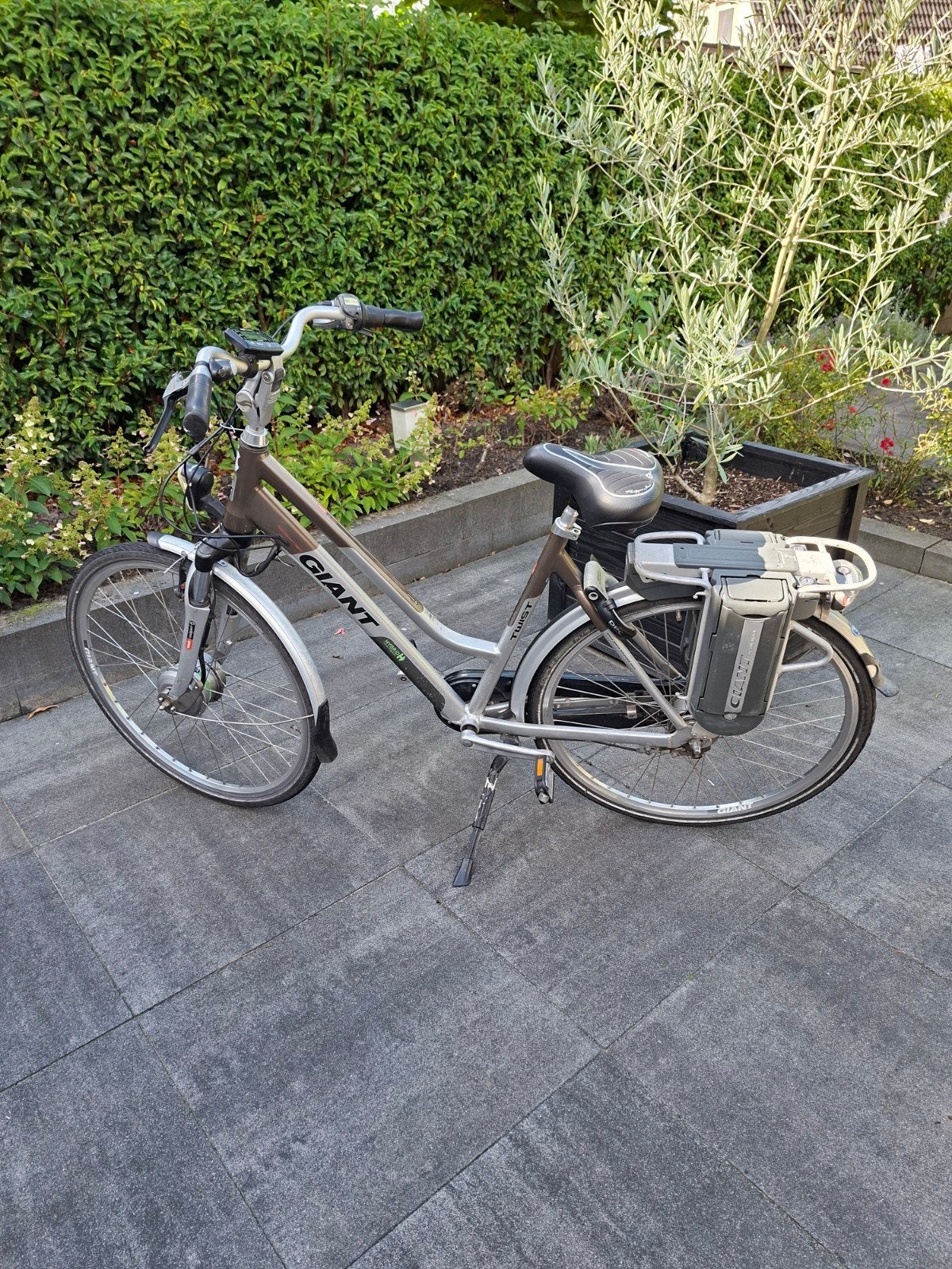 Giant Twist Go Double, maat L, 28 inch, incl.lader, Fietsen en Brommers, Elektrische fietsen, 51 tot 55 cm, Ophalen, Gebruikt