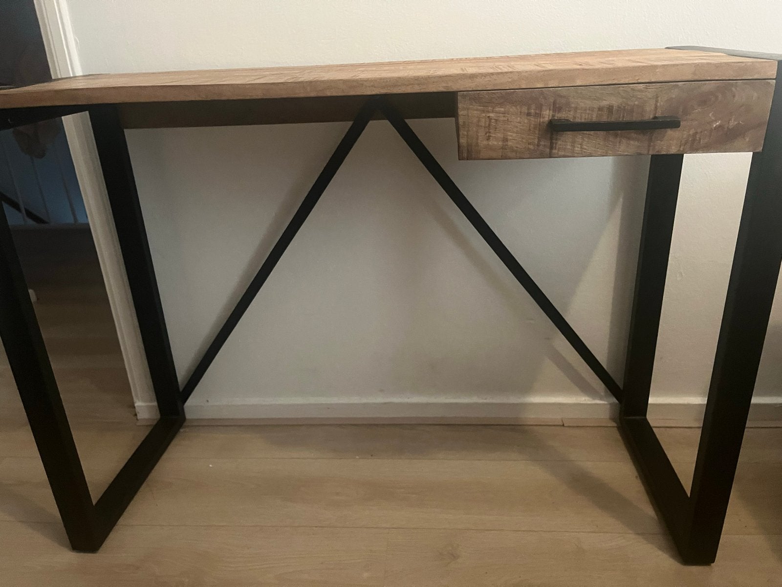 Bureau Kyan - zwart/naturel - 78x110x40 cm, Huis en Inrichting, Ophalen, Zwart, Zo goed als nieuw, Industrieel
