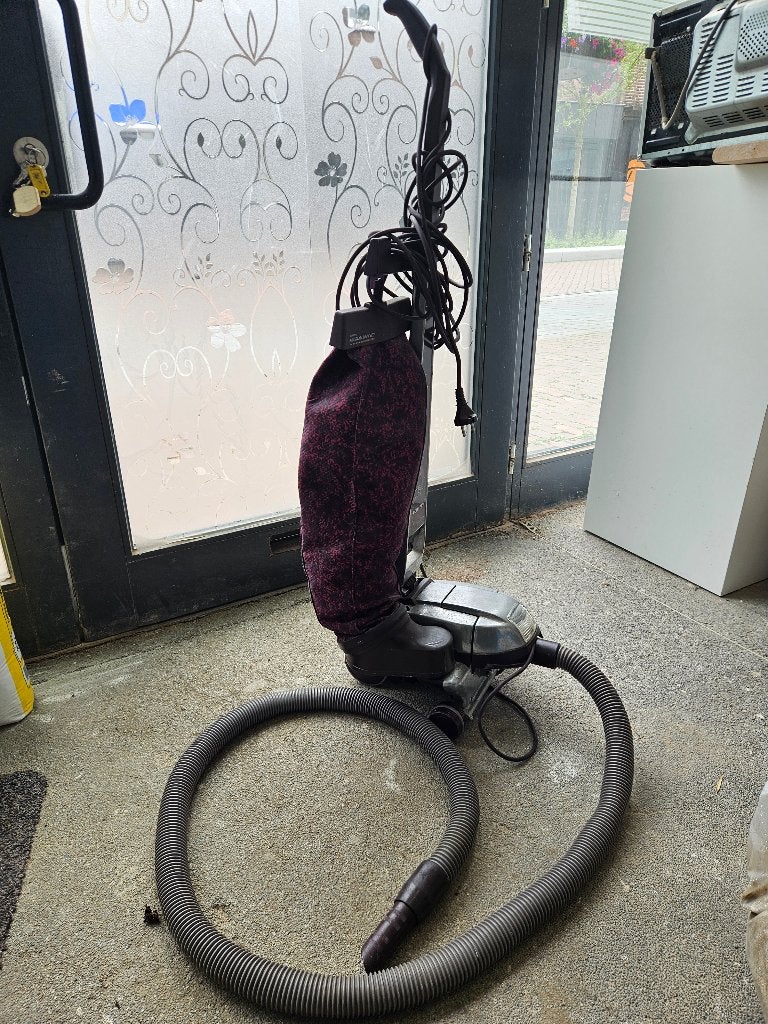Kirby vacuum cleaner, Witgoed en Apparatuur, Stofzuigers, Overige merken, Gebruikt, Steelstofzuiger, Ophalen