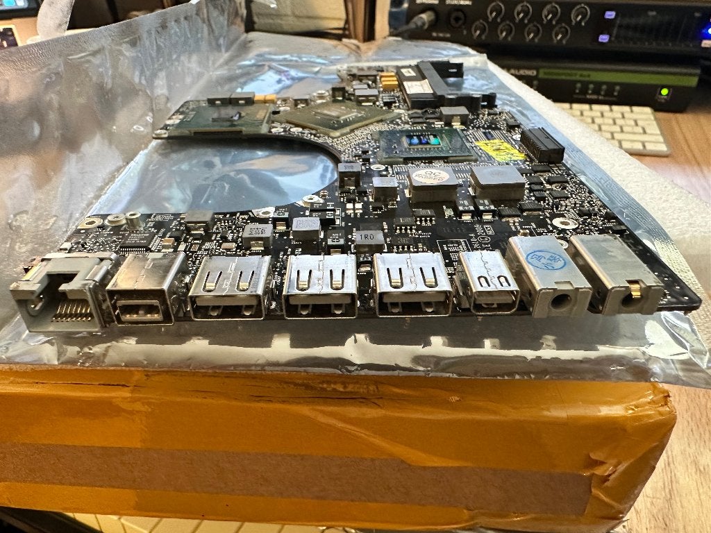 Apple MacBook Pro Logic Board 2009 - Onderdelen, MacBook Pro, Qwerty, Ophalen of Verzenden, Onbekend