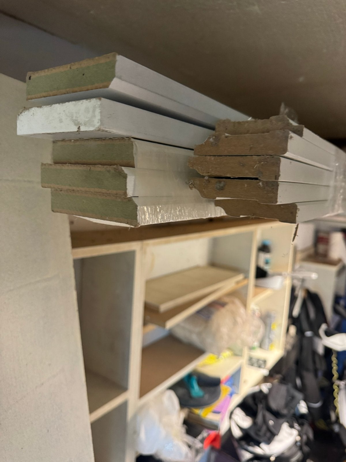 MDF Plinten 18mm dikte, diverse hoogtes (25 meter totaal), Doe-het-zelf en Verbouw, Plinten en Afwerking, Nieuw, Ophalen of Verzenden