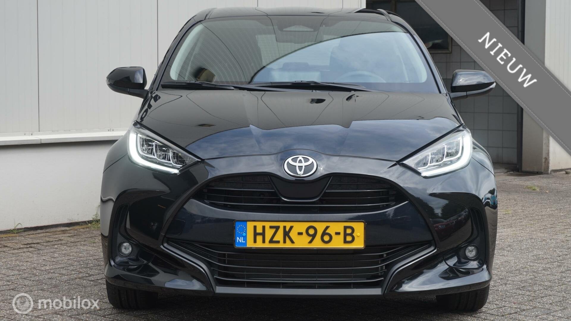 Toyota Yaris 1.5 Hybrid 115PK Dynamic| Camera| Apple carplay, 12 maanden, Gebruikt, 450 kg, Zwart