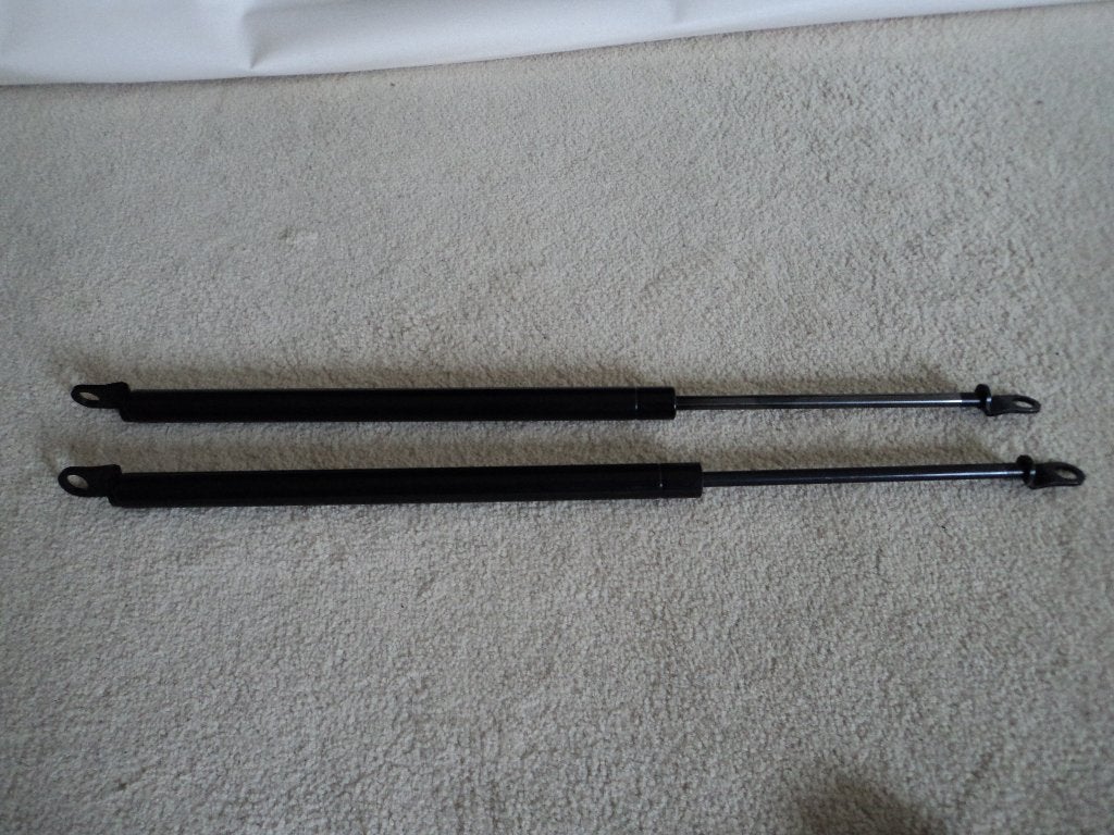 nieuwe gasveren achterraam patrol r 160 1980 > 1990, Ophalen of Verzenden, Nieuw, Nissan