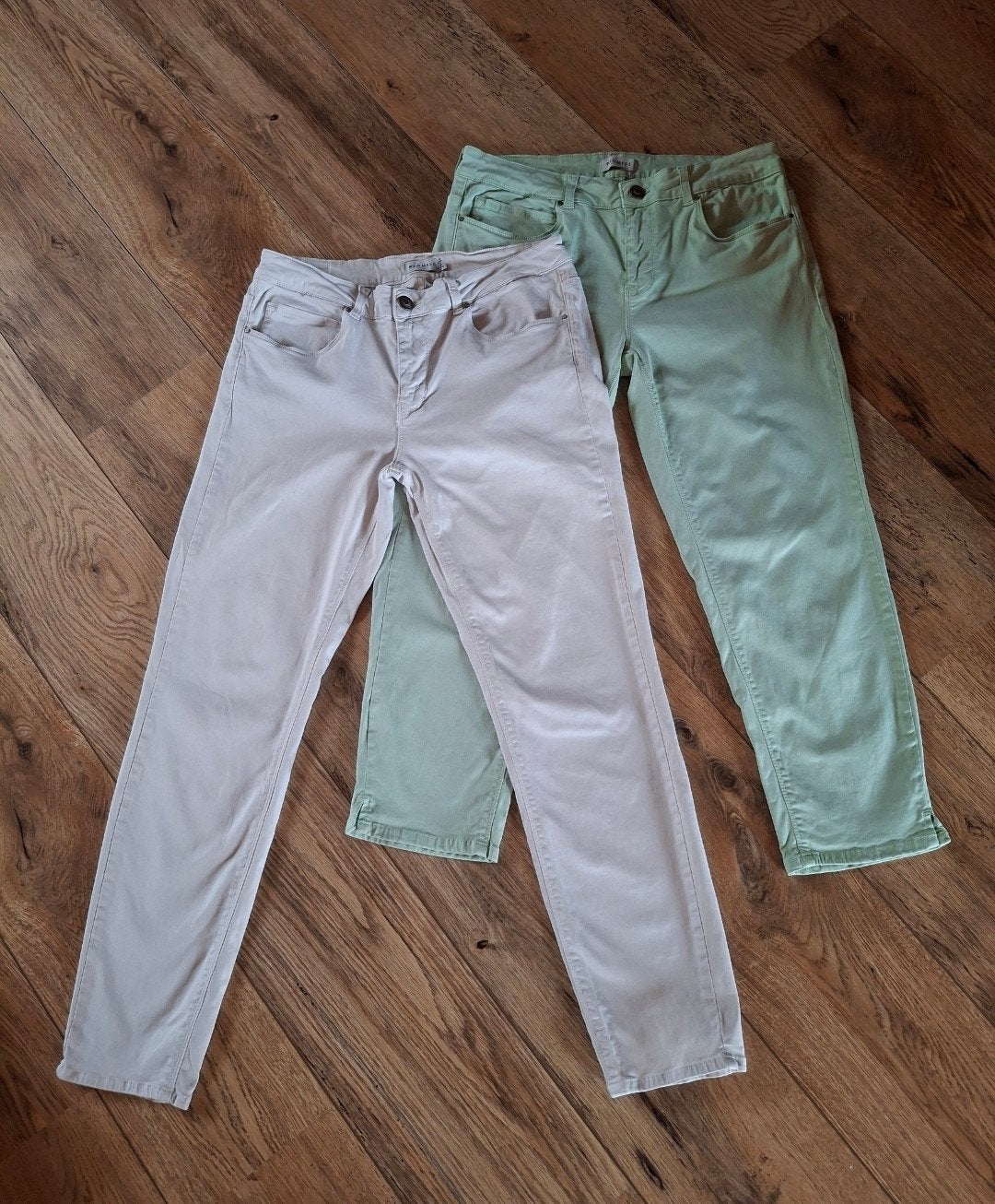 PROMISS 2 leuke zomerbroeken. Mt 42, Kleding | Dames, Broeken en Pantalons, Verzenden, Beige, Maat 42/44 (L), Zo goed als nieuw