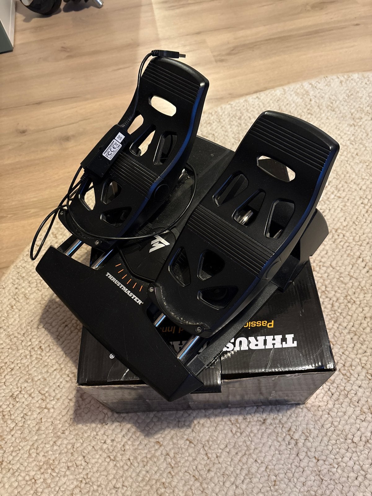 Thrustmaster T-Flight rudder pedals TFRP, Ophalen of Verzenden, Zo goed als nieuw, Thrustmaster, PC