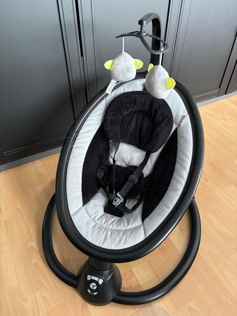 Qute Qrocker elektrische wipstoel voor baby’s zwart/grijs, Wipstoel, Ophalen, Overige merken, Met gordel(s) of riempje(s)