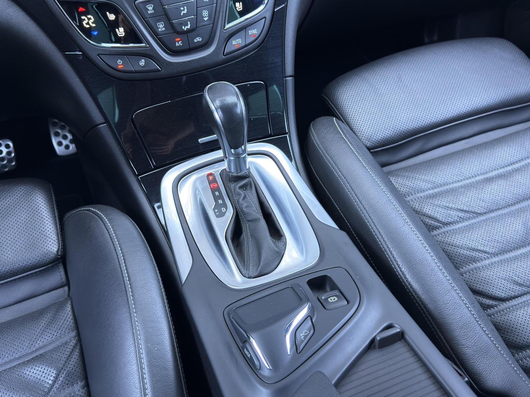 Foto 19 van Opel Insignia Sports Tourer 2.0 T Cosmo 4x4 250pk |Bose|Lede