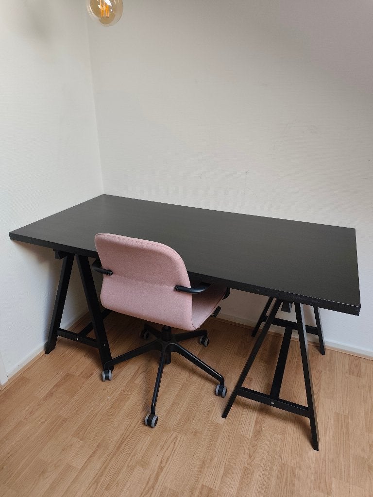 IKEA LINNMON/ODDVALD bureau met IKEA LÅNGFJÄLL bureaustoel, Gebruikt, 150 cm, Hout, IKEA