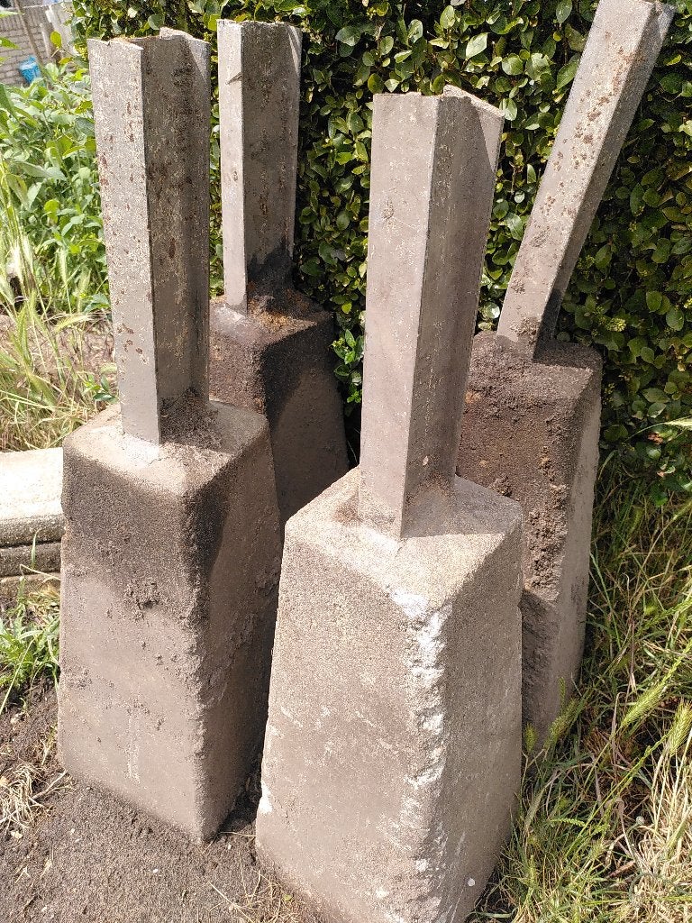 4 betonpoeren gratis, Ophalen, Gebruikt, Minder dan 180 cm, Overige typen