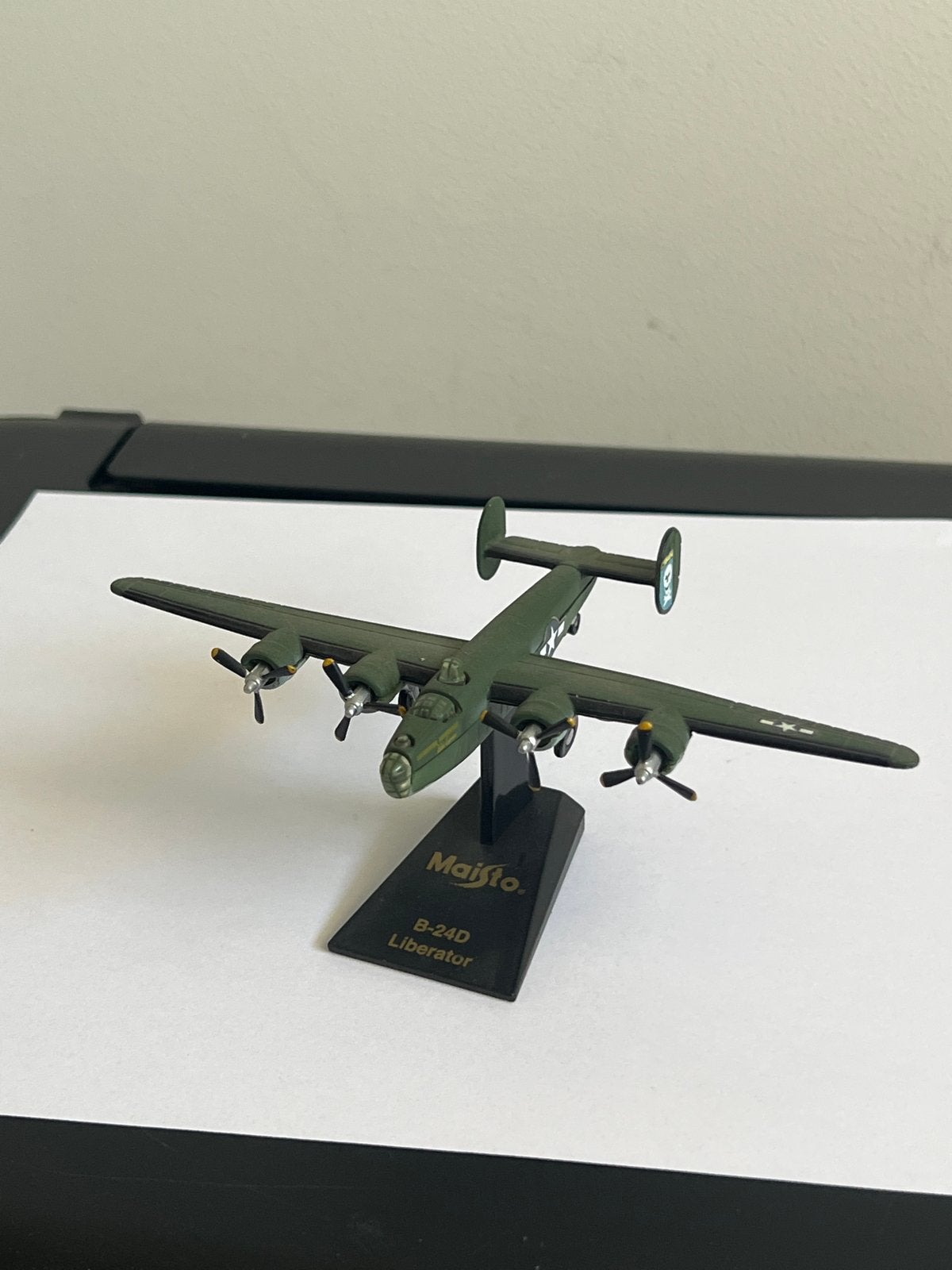Maisto B-24D Liberator Vliegtuig Model, Overige merken, 1:72 tot 1:144, Ophalen of Verzenden, Zo goed als nieuw