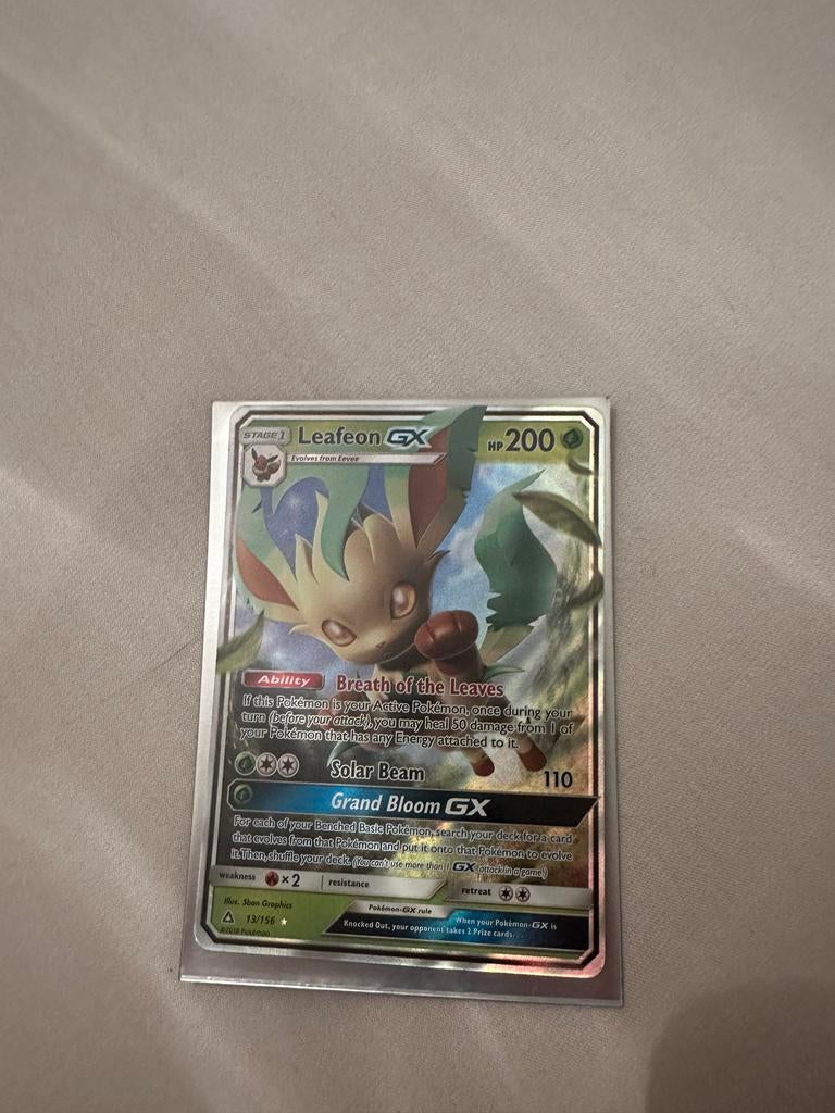 Pokémon Kaarten: Leafeon GX, Galarian Slowbro V, Meowth V, Hobby en Vrije tijd, Verzamelkaartspellen | Pokémon, Ophalen of Verzenden
