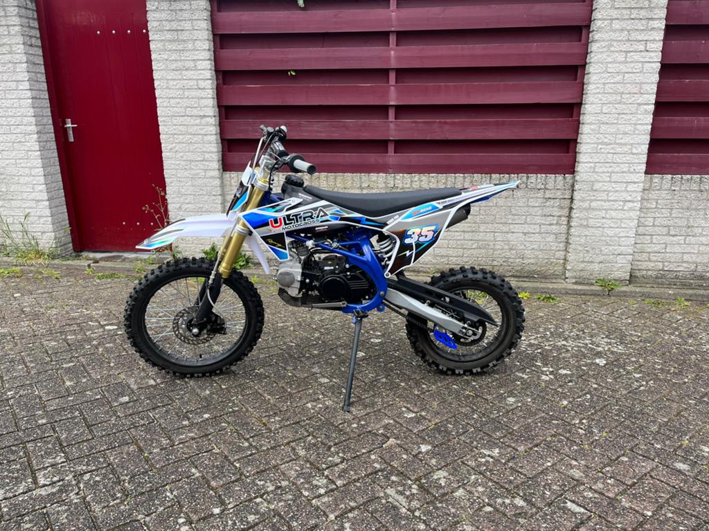 NETTE CROSSMOTOR 125cc ( crosser, Crossmotor, pitbike ), Fietsen en Brommers, Nieuw, 125 cc, 4 versnellingen, Ophalen