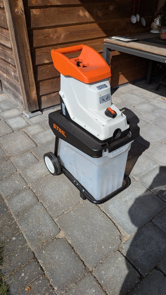 STIHL HAKSELAAR GHE 135 L, Tuin en Terras, Ophalen, Zo goed als nieuw, STIHL, Met opvangbak