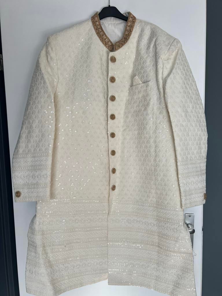 Elegante Indiase Sherwani - Crème met gouden details, Kleding | Heren, Ophalen of Verzenden, Nieuw, Maat 56/58 (XL), Beige
