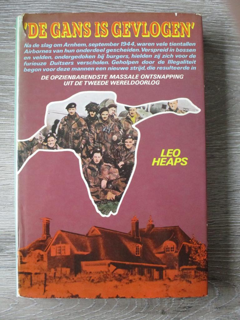 De gans is gevlogen - Leo Heaps, Boeken, Ophalen of Verzenden, Gelezen