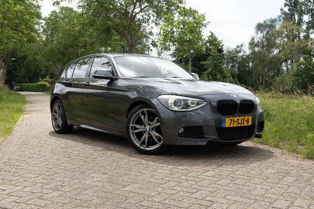 BMW 118i F20 | 135i Look | Dealer | 18" | M Sport | 180d km, Auto's, BMW, 1-Serie, Euro 5, Achterwielaandrijving, 4 cilinders
