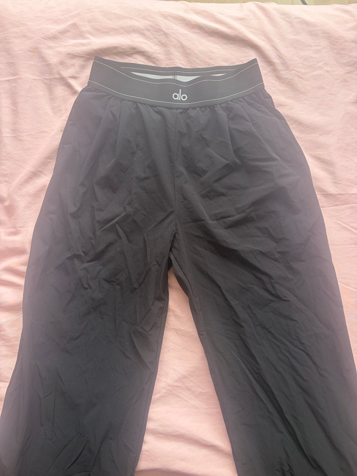 Alo Yoga zwarte sportbroek - Maat M, Verzenden, Zwart, Zo goed als nieuw, Maat 36 (S)
