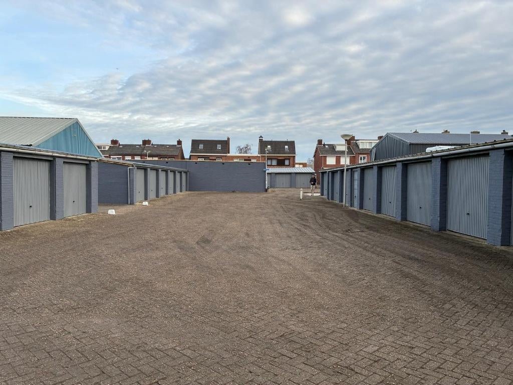 Garagebox te huur in centrum Bergen op Zoom.