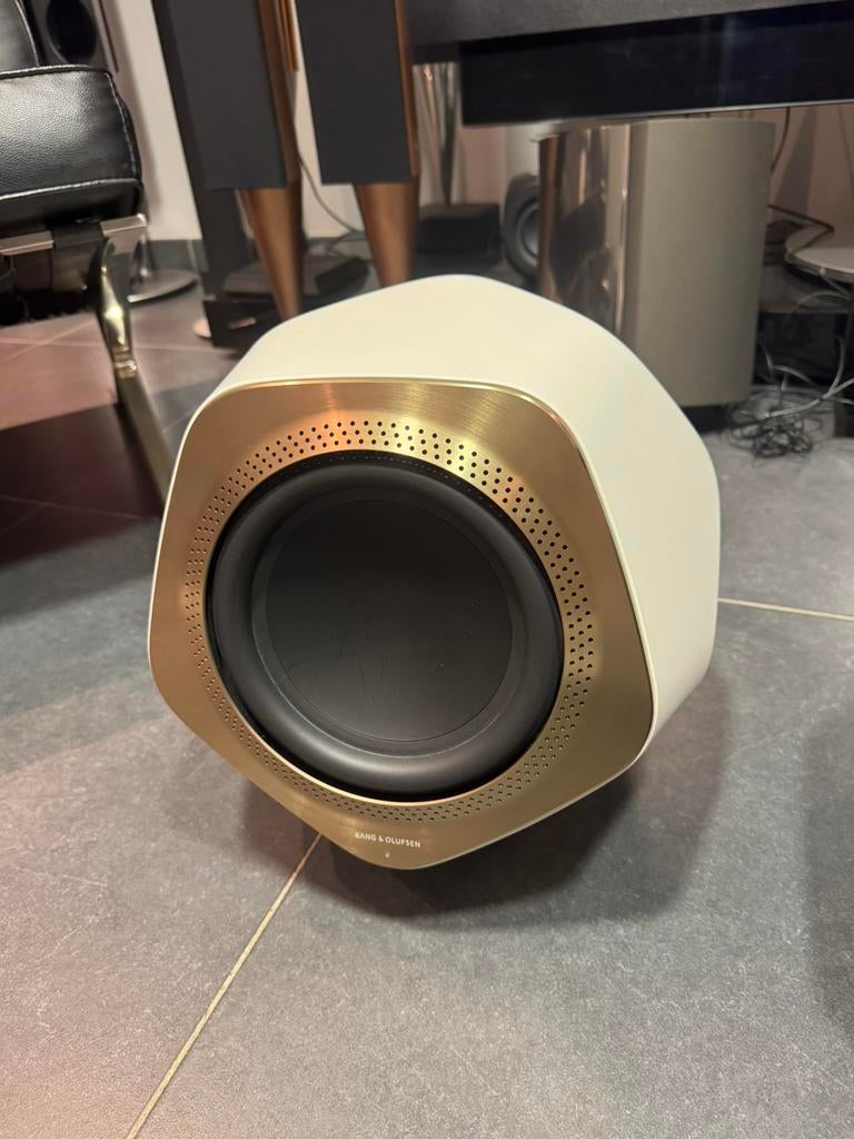 Beolab 19 White alu of brass/bronze bang olufsen b&o