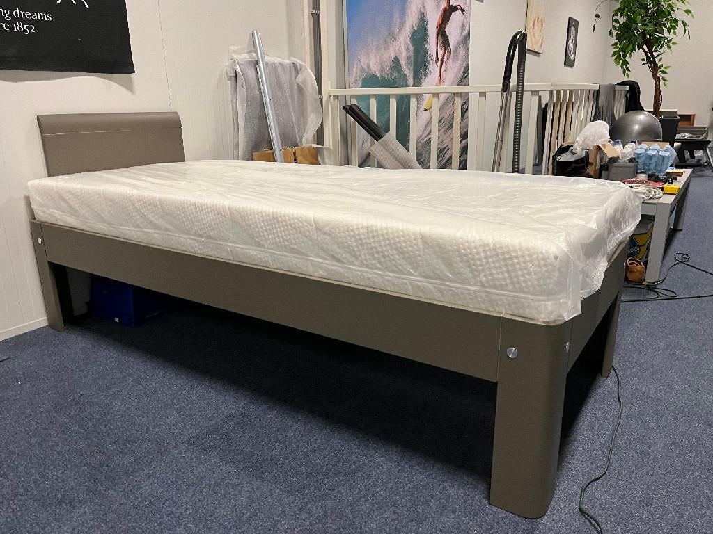 Auping Auronde 2000 (90x210cm)., Ophalen, 90 cm, Eenpersoons, 210 cm