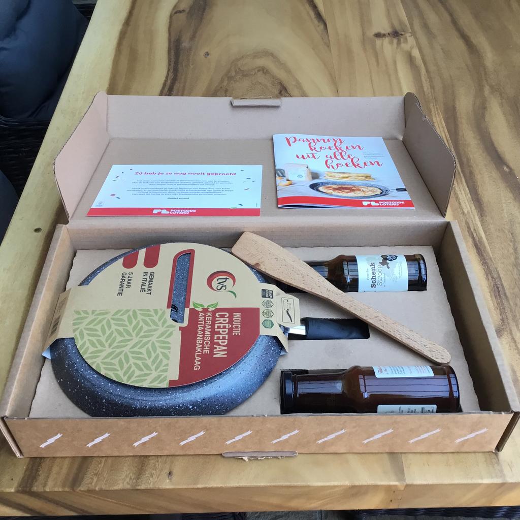 Postcodeloterij pannenkoekenset met pan - nieuw, Ophalen of Verzenden, Nieuw, Overige typen