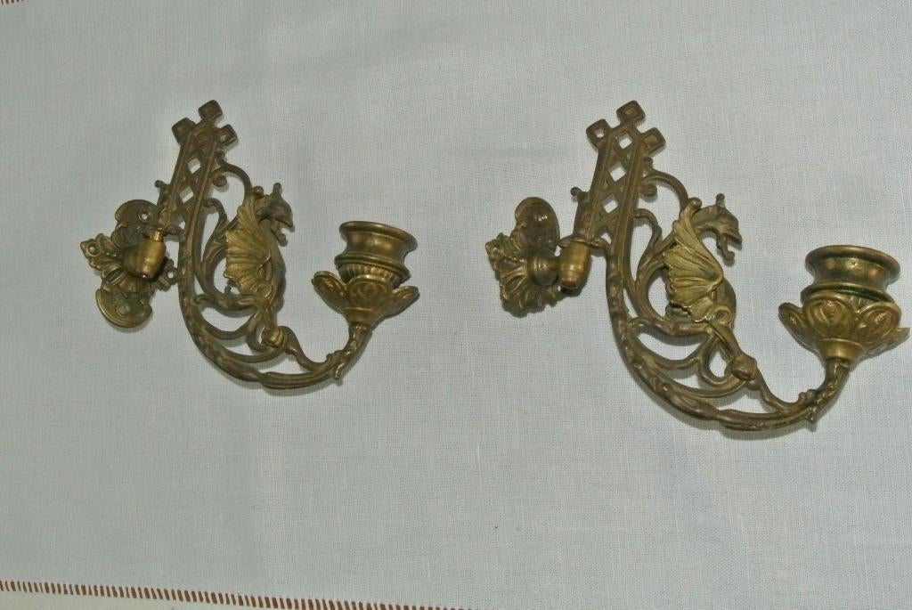 2 Antieke Piano kandelaars met griffioen / draak, Antiek en Kunst, Antiek | Kandelaars, Ophalen, Koper of Brons